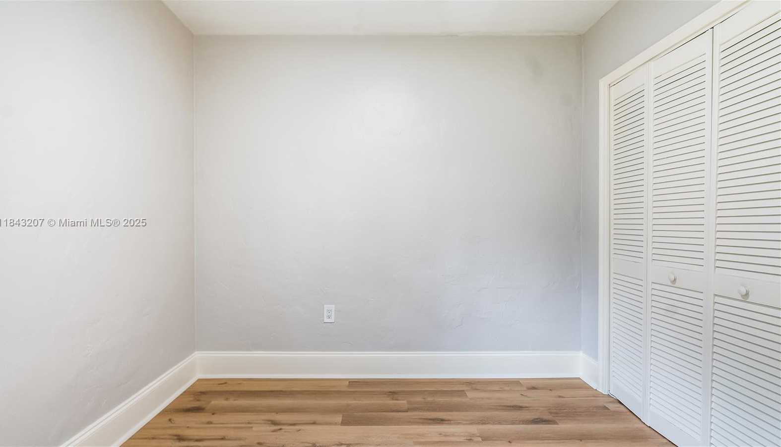 Small Image of 49 ALCANTARRA AVE, Coral Gables Number 14