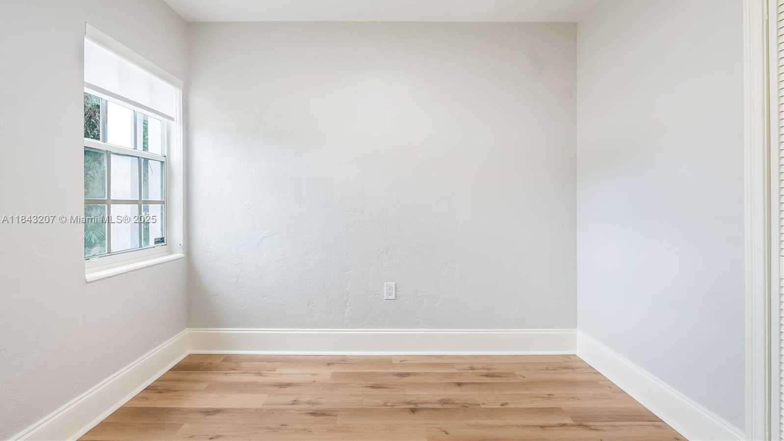 Small Image of 49 ALCANTARRA AVE, Coral Gables Number 30