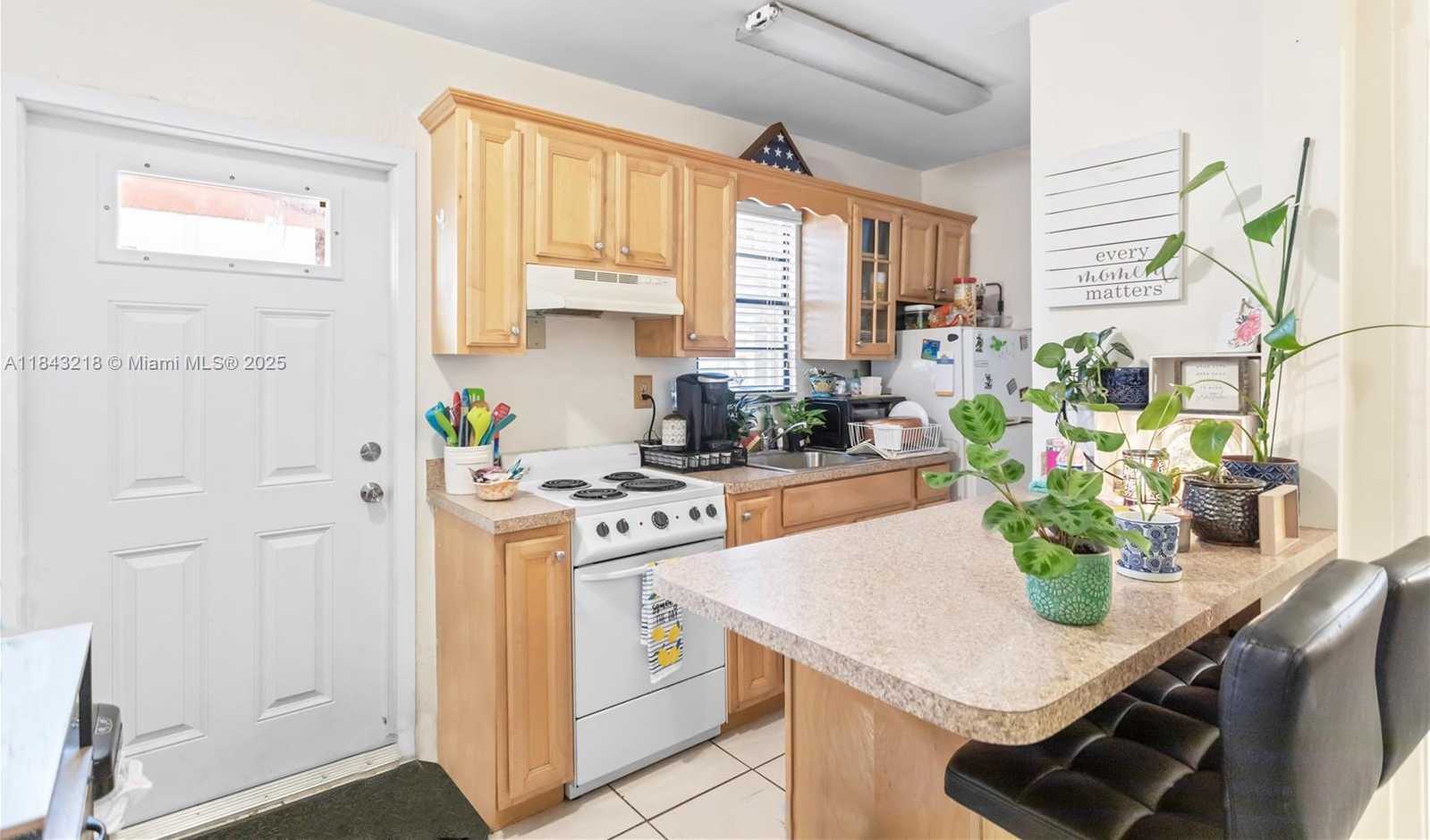 Small Image of 6840 SOUTH WEST 3RD ST #1, Miami Number 3