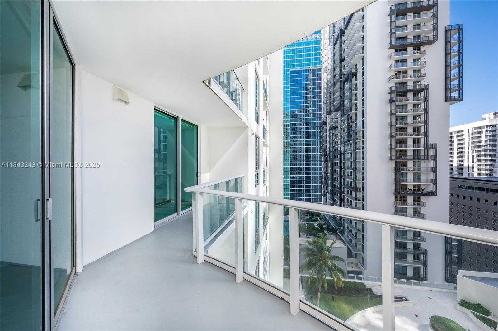 Small Image of 300 SOUTH BISCAYNE BLVD #T-1905, Miami Number 19