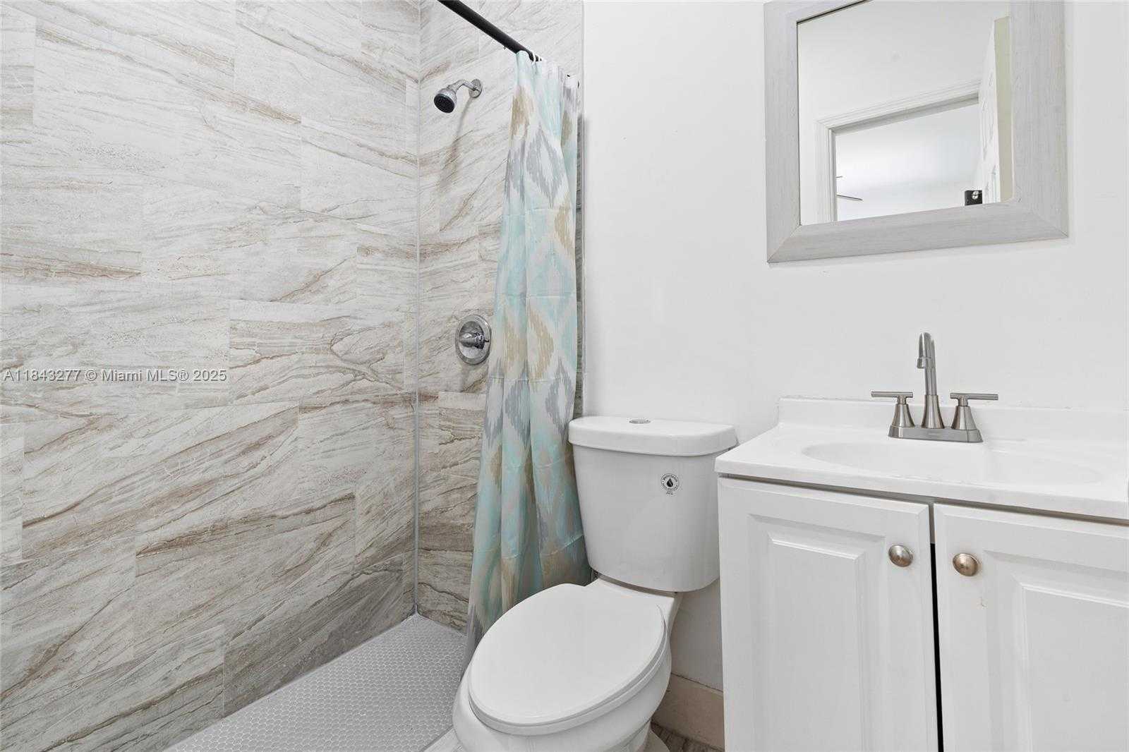 Small Image of 2946 SOUTH WEST 26TH ST, Miami Number 24