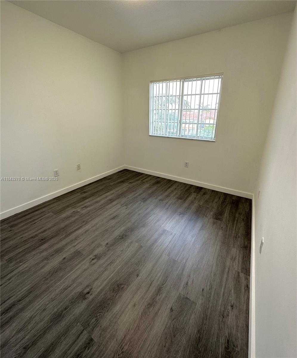 Small Image of 7250 NORTH WEST 114TH AVE #308, Doral Number 16