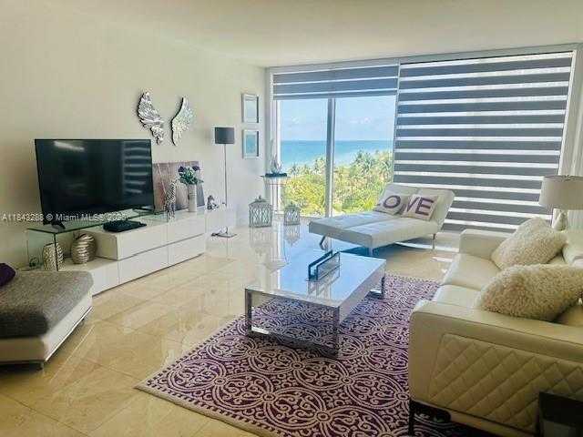 Small Image of 10275 COLLINS AV #611, Bal Harbour Number 8