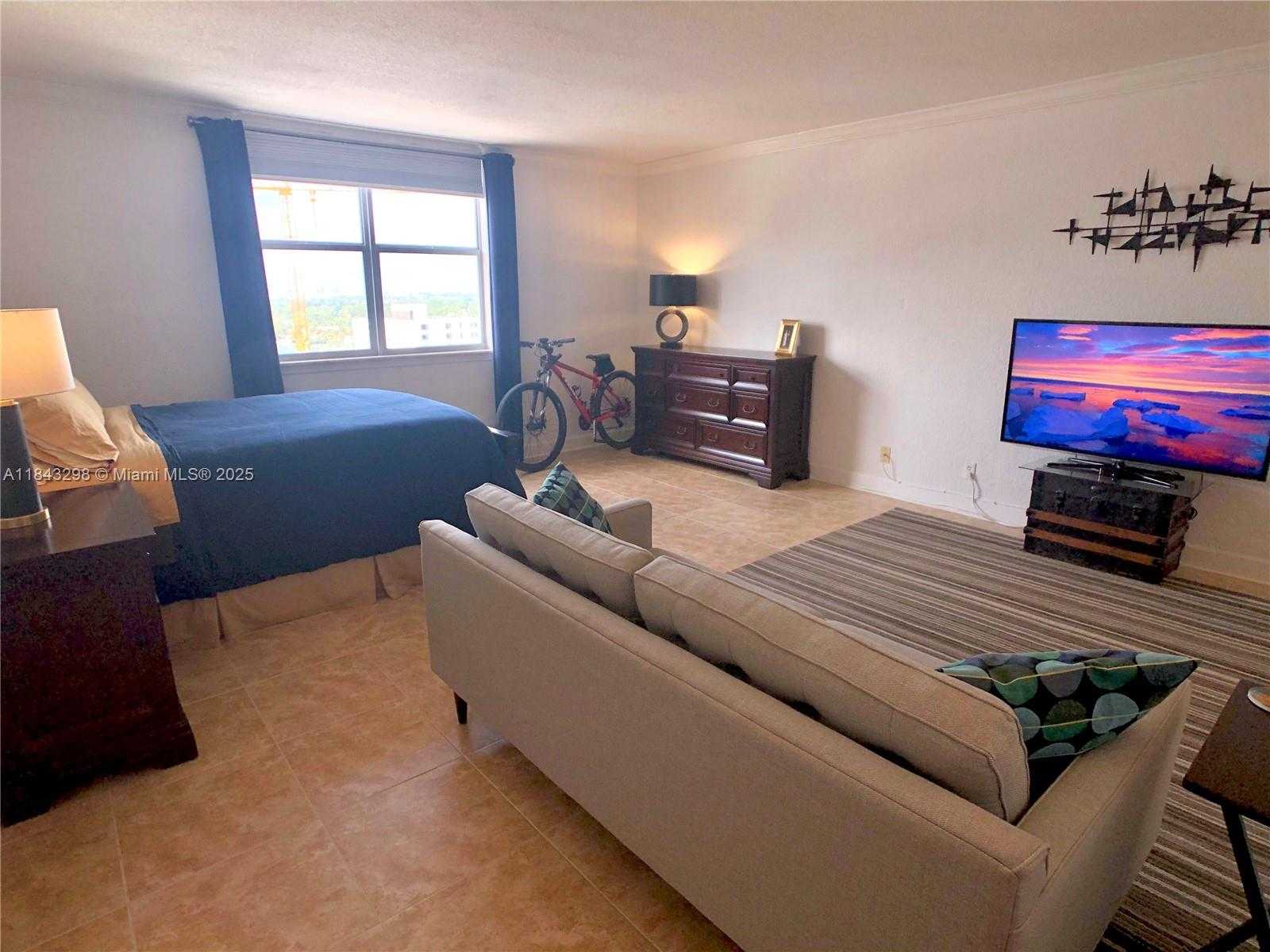 Small Image of 401 69TH ST #1202, Miami Beach Number 3