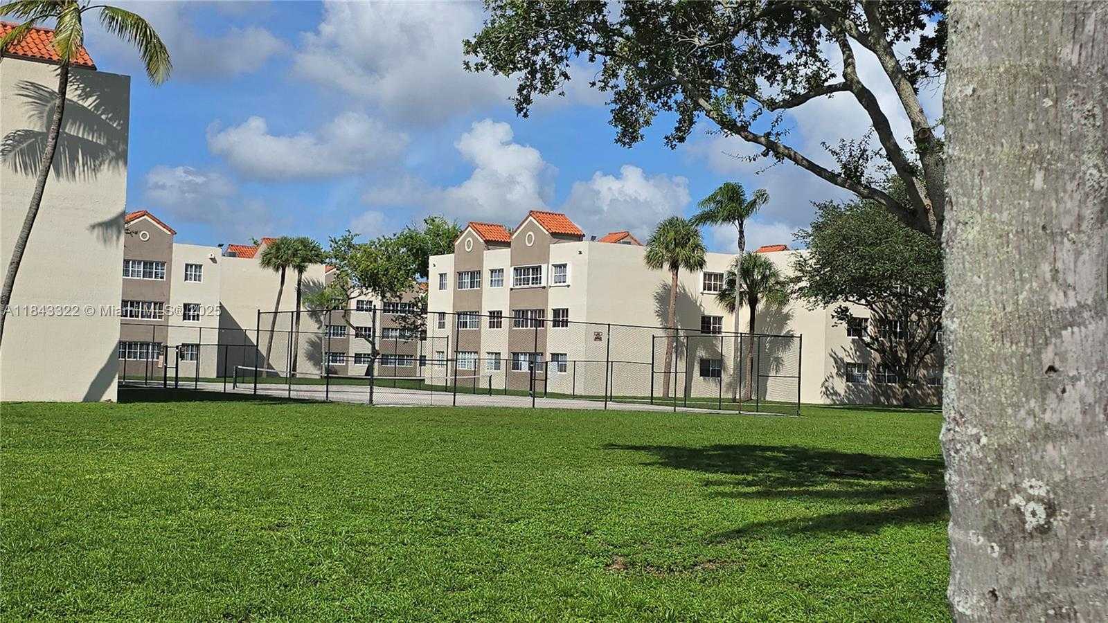 Small Image of 6175 NORTH WEST 186TH ST #312, Hialeah Number 16