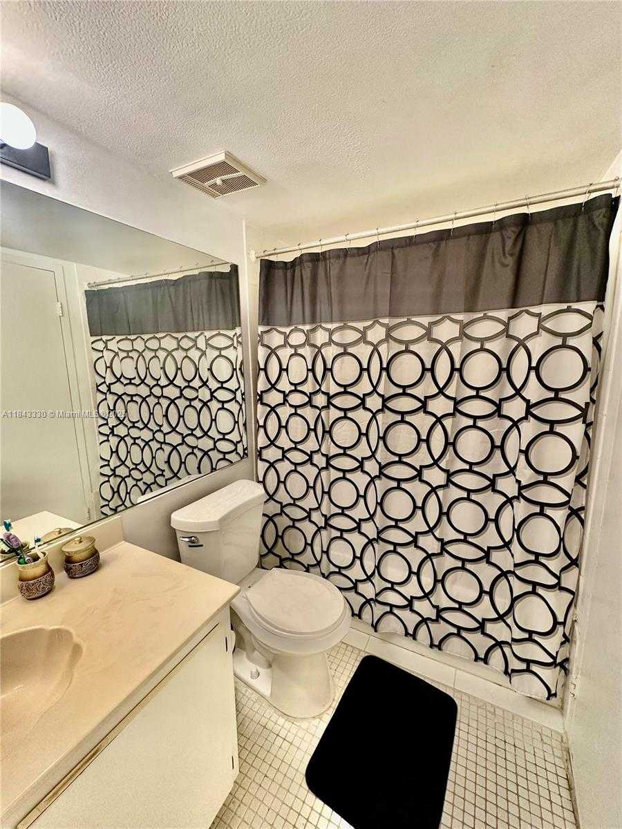 Small Image of 7601 EAST TREASURE DR #PH217, North Bay Village Number 11