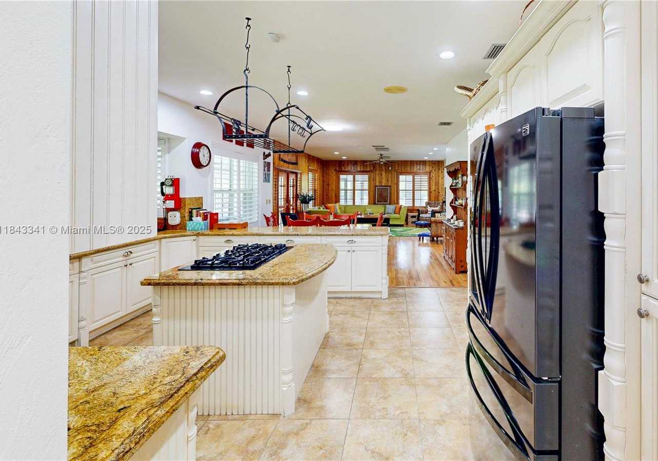 Small Image of 24545 SOUTH WEST 192ND AVE, Homestead Number 23