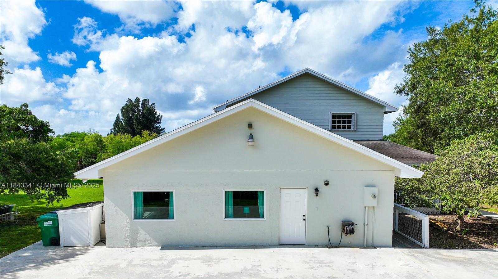 Small Image of 24545 SOUTH WEST 192ND AVE, Homestead Number 77