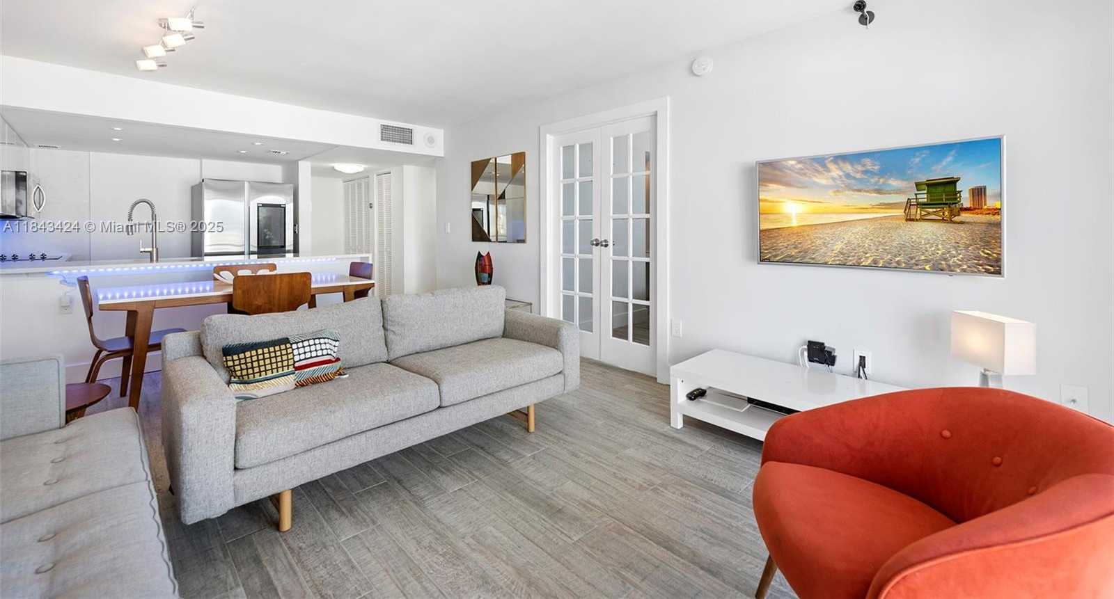 Small Image of 345 OCEAN DR #605, Miami Beach Number 16
