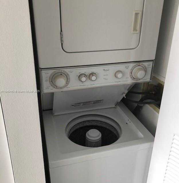 Small Image of 7601 EAST TREASURE DR #1201, North Bay Village Number 17