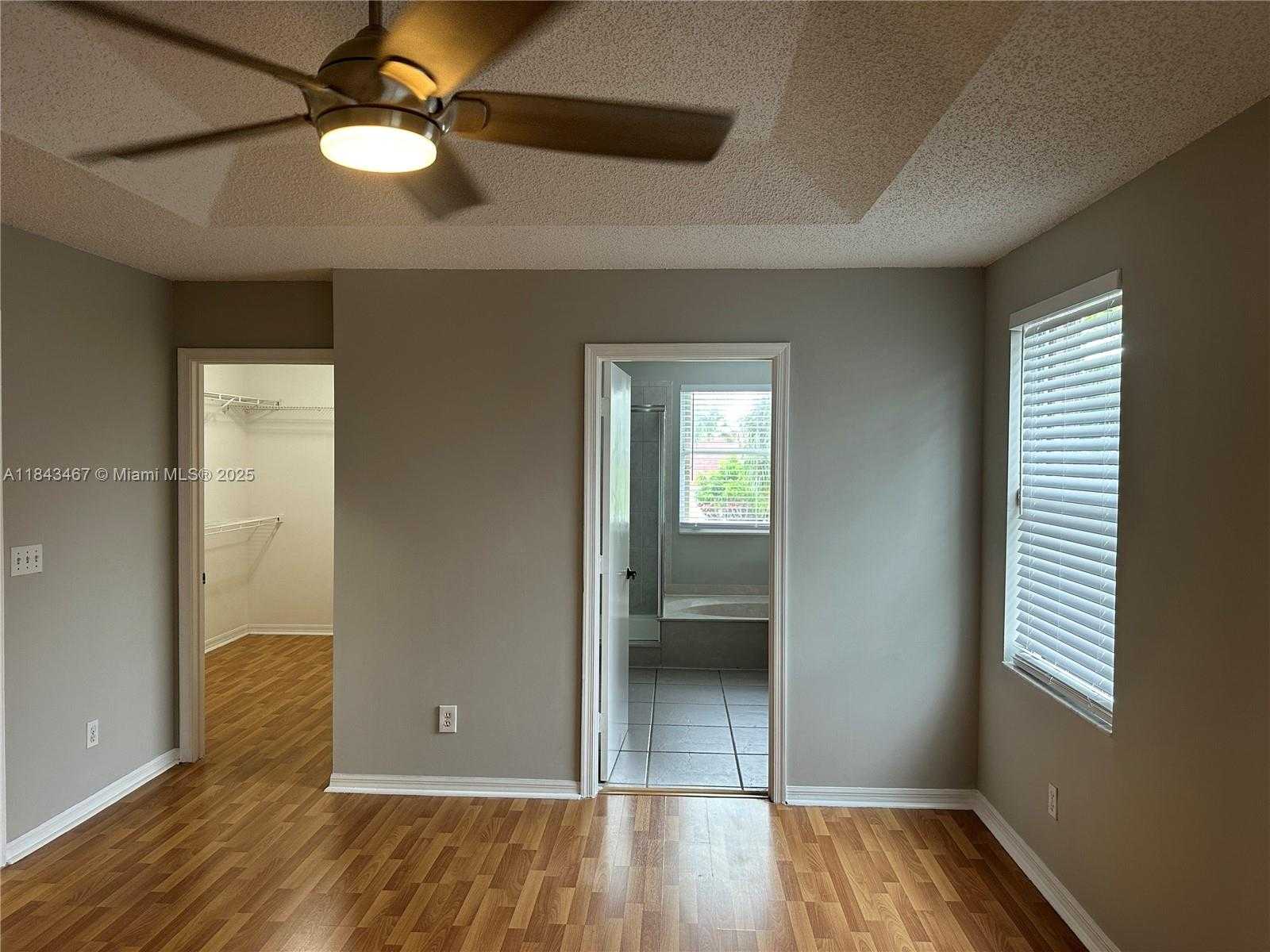 Small Image of 18334 SOUTH WEST 4TH CT, Pembroke Pines Number 12