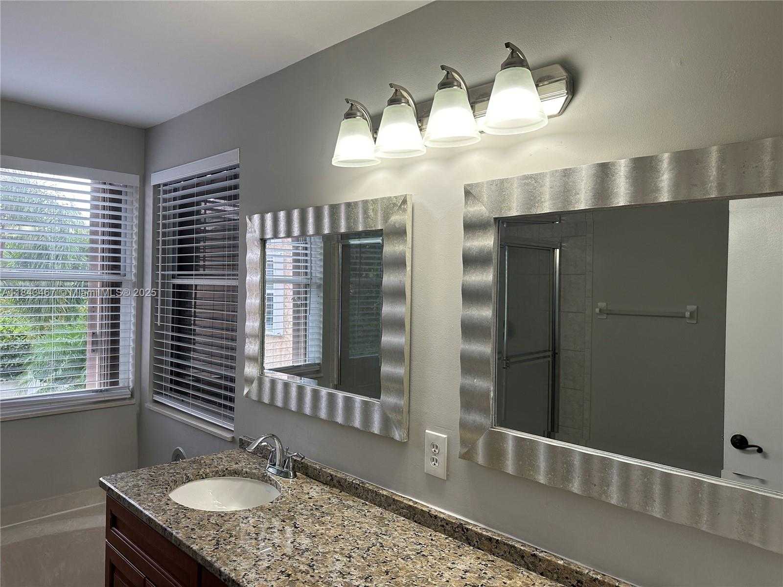 Small Image of 18334 SOUTH WEST 4TH CT, Pembroke Pines Number 15