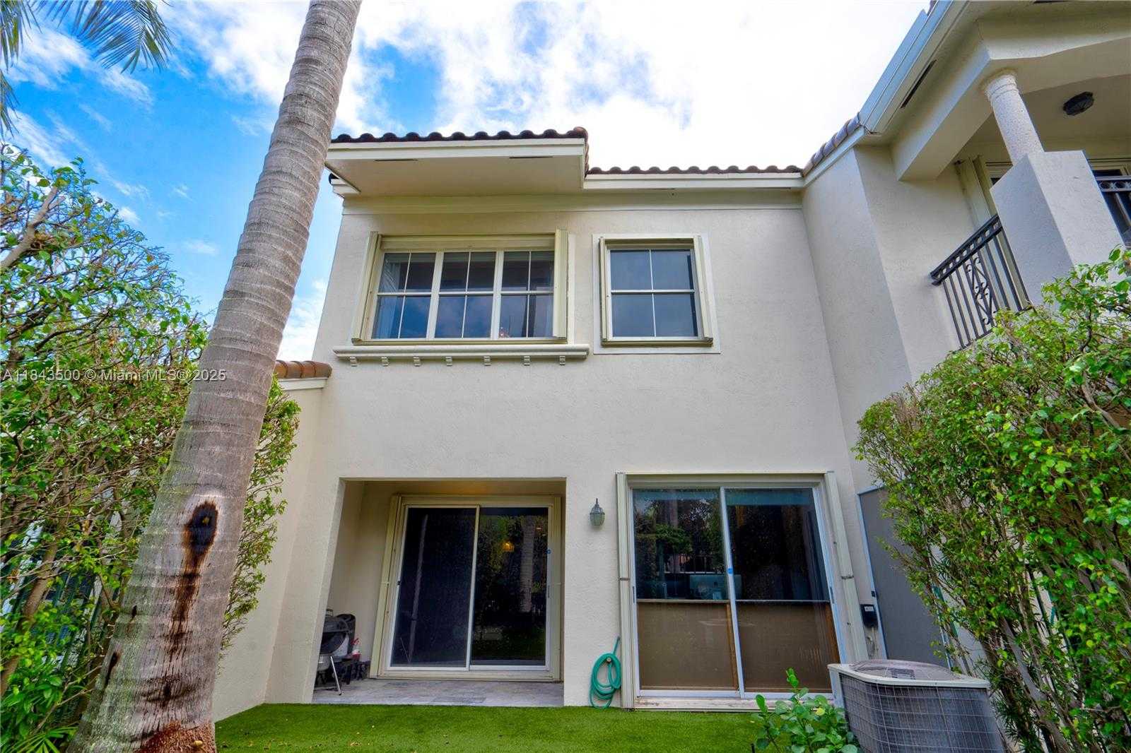Small Image of 1364 WEST HARBOR VW W, Hollywood Number 18