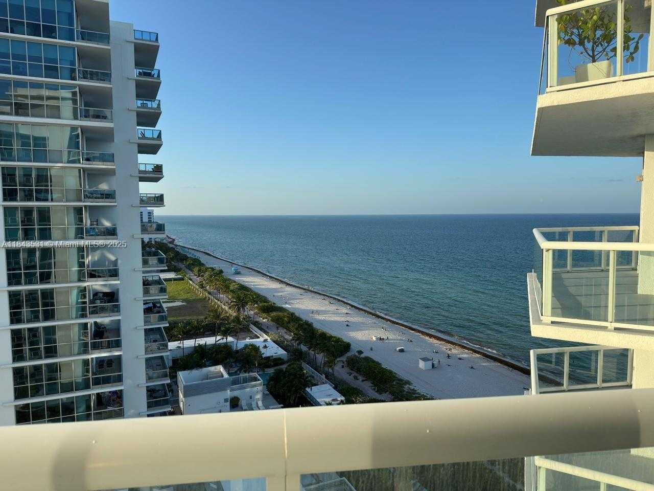 Small Image of 6515 COLLINS AVE #1601, Miami Beach Number 12