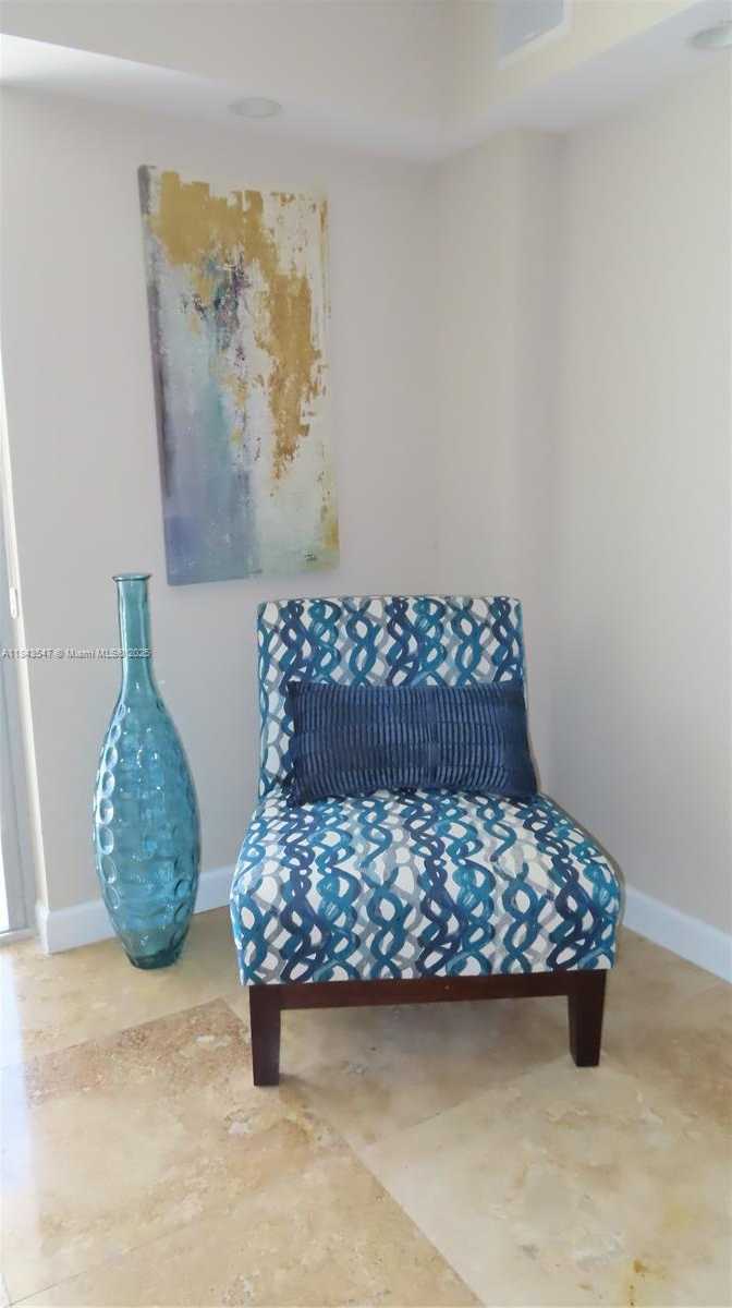 Small Image of 5701 COLLINS AVE #302, Miami Beach Number 10