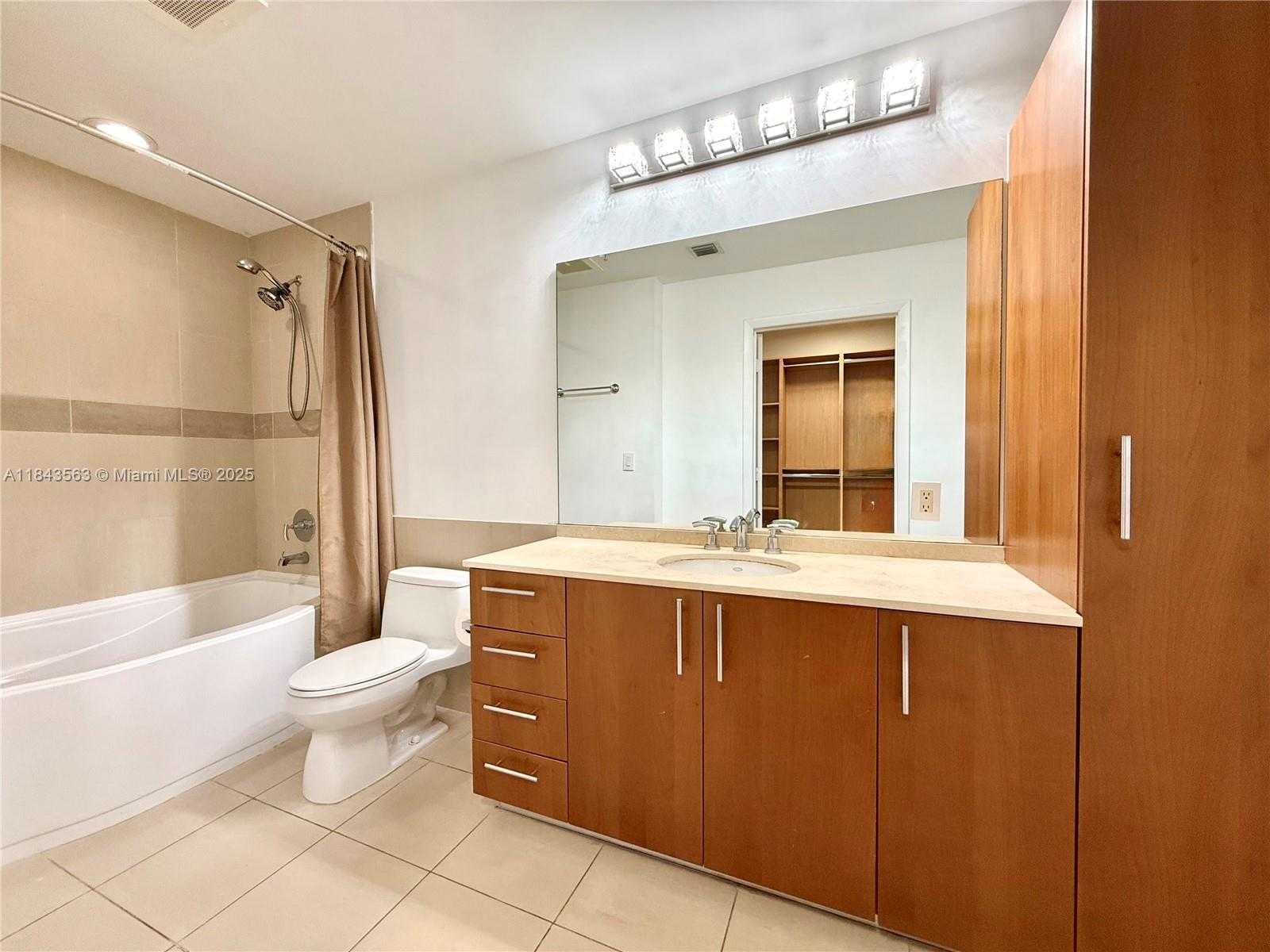 Small Image of 1945 SOUTH OCEAN DR #710, Hallandale Beach Number 8