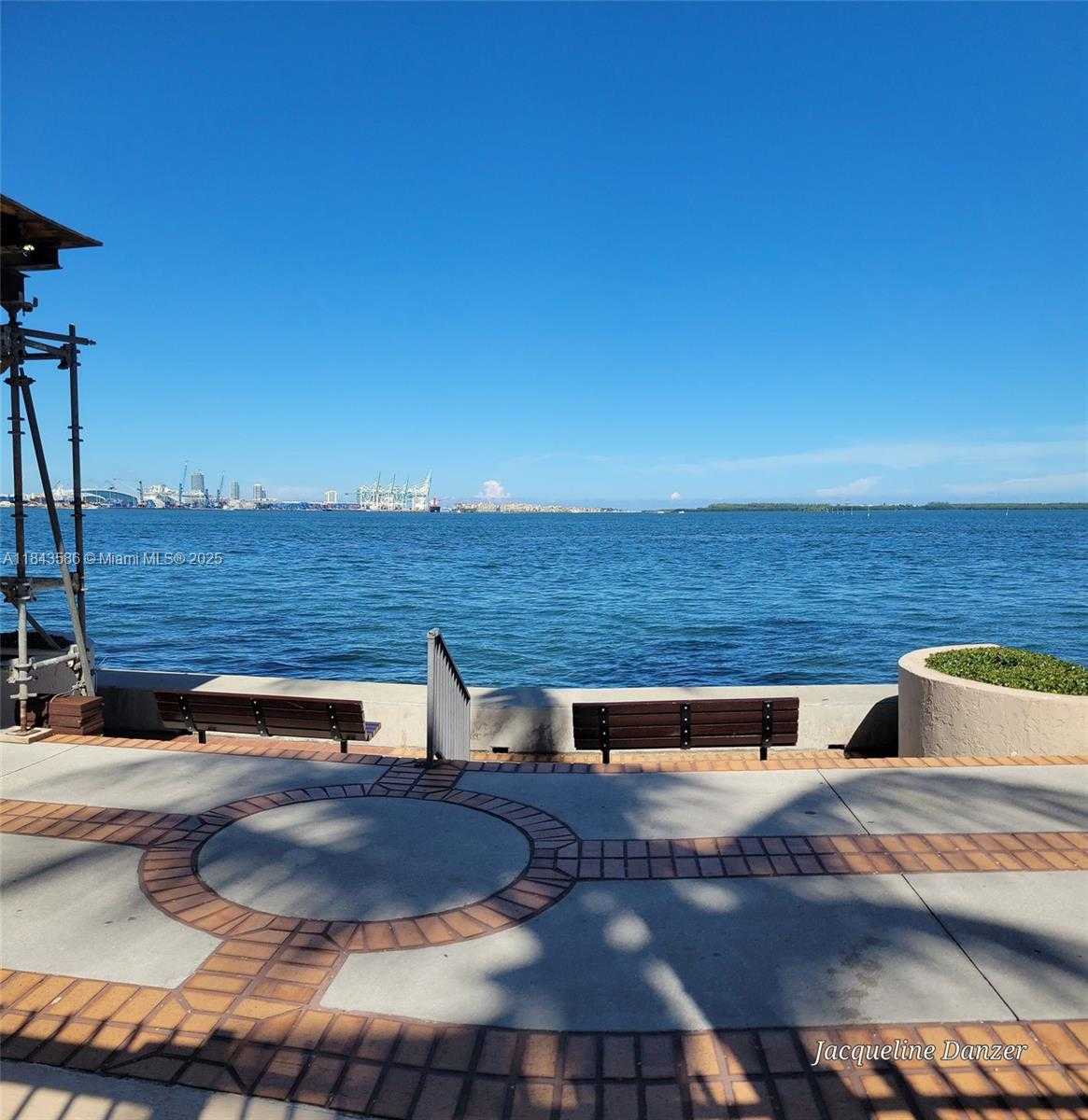 Small Image of 540 BRICKELL KEY DR #307, Miami Number 15