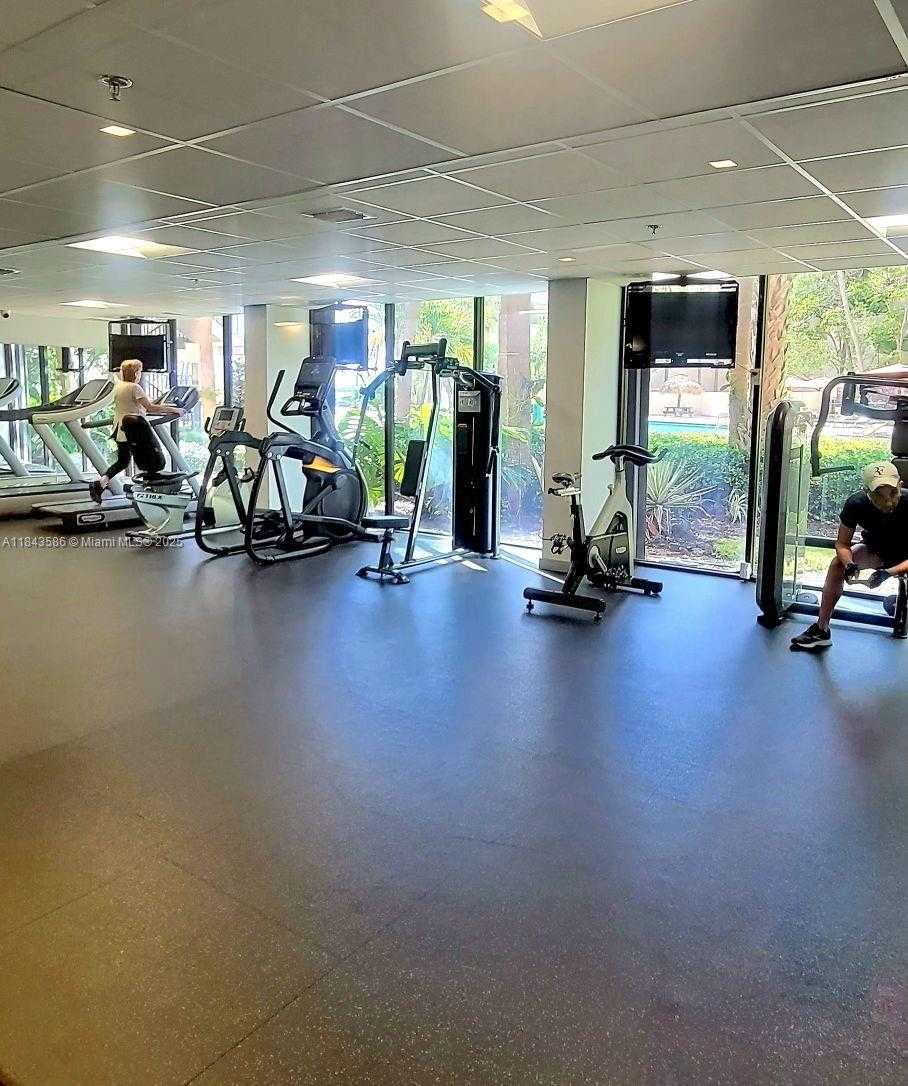 Small Image of 540 BRICKELL KEY DR #307, Miami Number 25