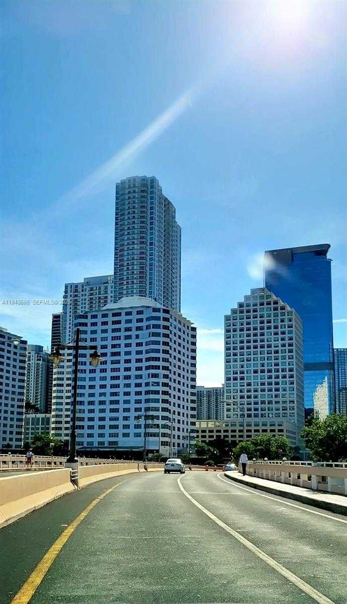 Small Image of 540 BRICKELL KEY DR #307, Miami Number 30