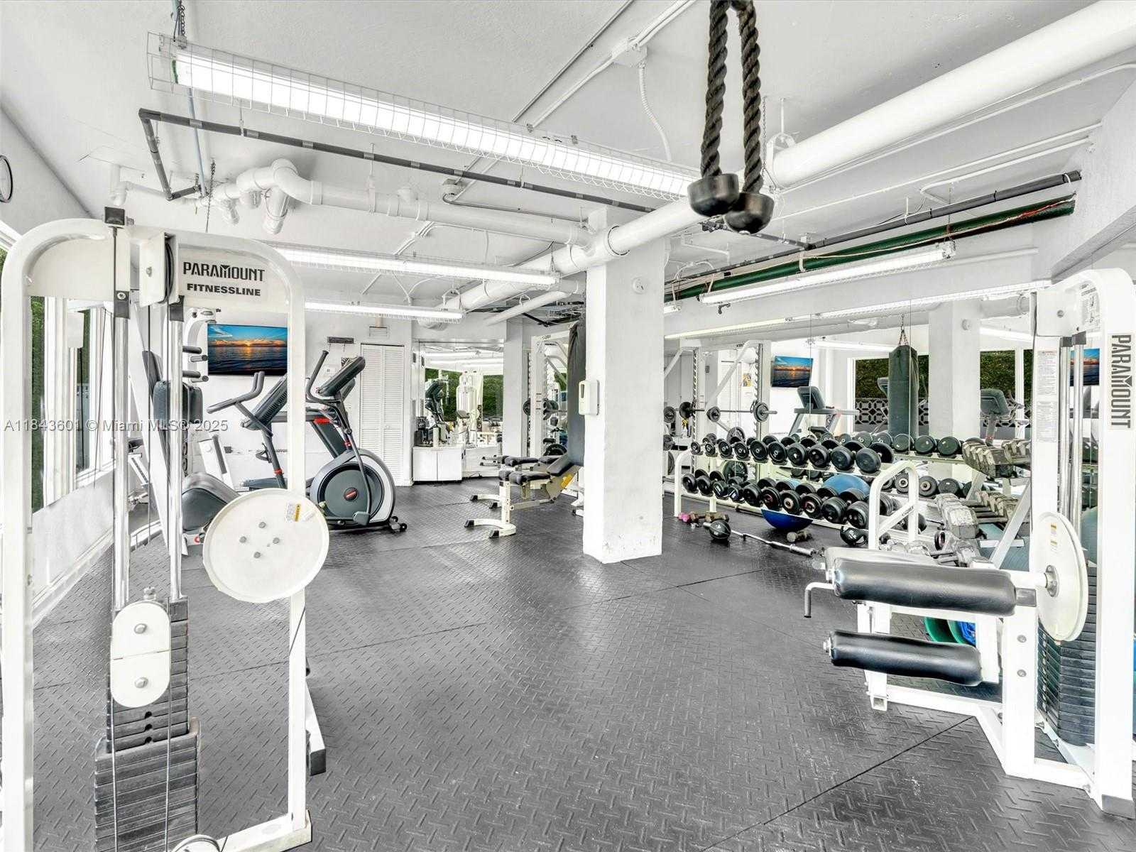 Small Image of 1881 WASHINGTON AVE #10G, Miami Beach Number 24