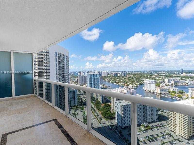 Small Image of 1800 SOUTH OCEAN DR #3707, Hallandale Beach Number 11