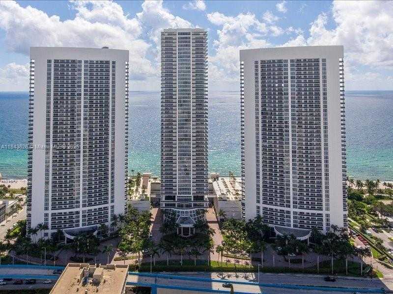 Small Image of 1800 SOUTH OCEAN DR #3707, Hallandale Beach Number 2