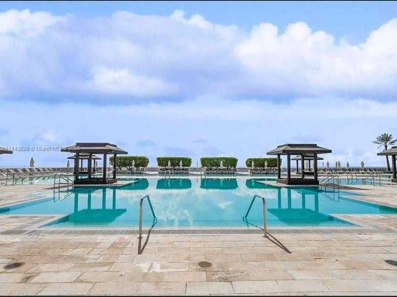 Small Image of 1800 SOUTH OCEAN DR #3707, Hallandale Beach Number 29