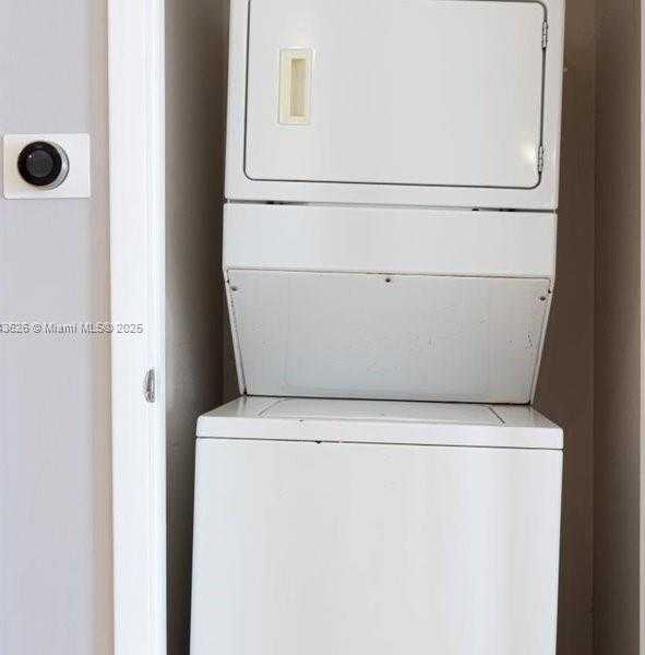 Small Image of 1800 SOUTH OCEAN DR #3707, Hallandale Beach Number 44