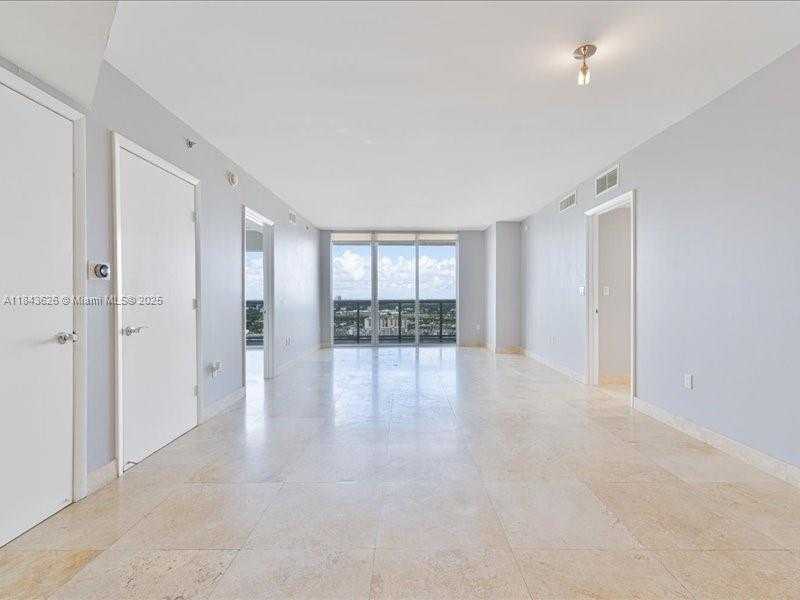 Small Image of 1800 SOUTH OCEAN DR #3707, Hallandale Beach Number 7