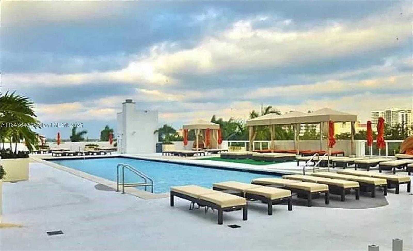 Small Image of 1861 NORTH WEST S RIVER DR #1401, Miami Number 19