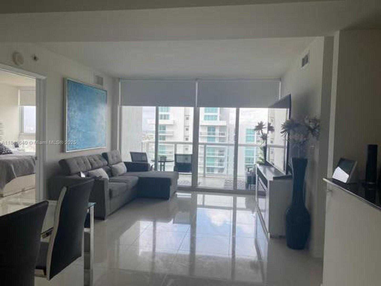 Small Image of 1861 NORTH WEST S RIVER DR #1401, Miami Number 5