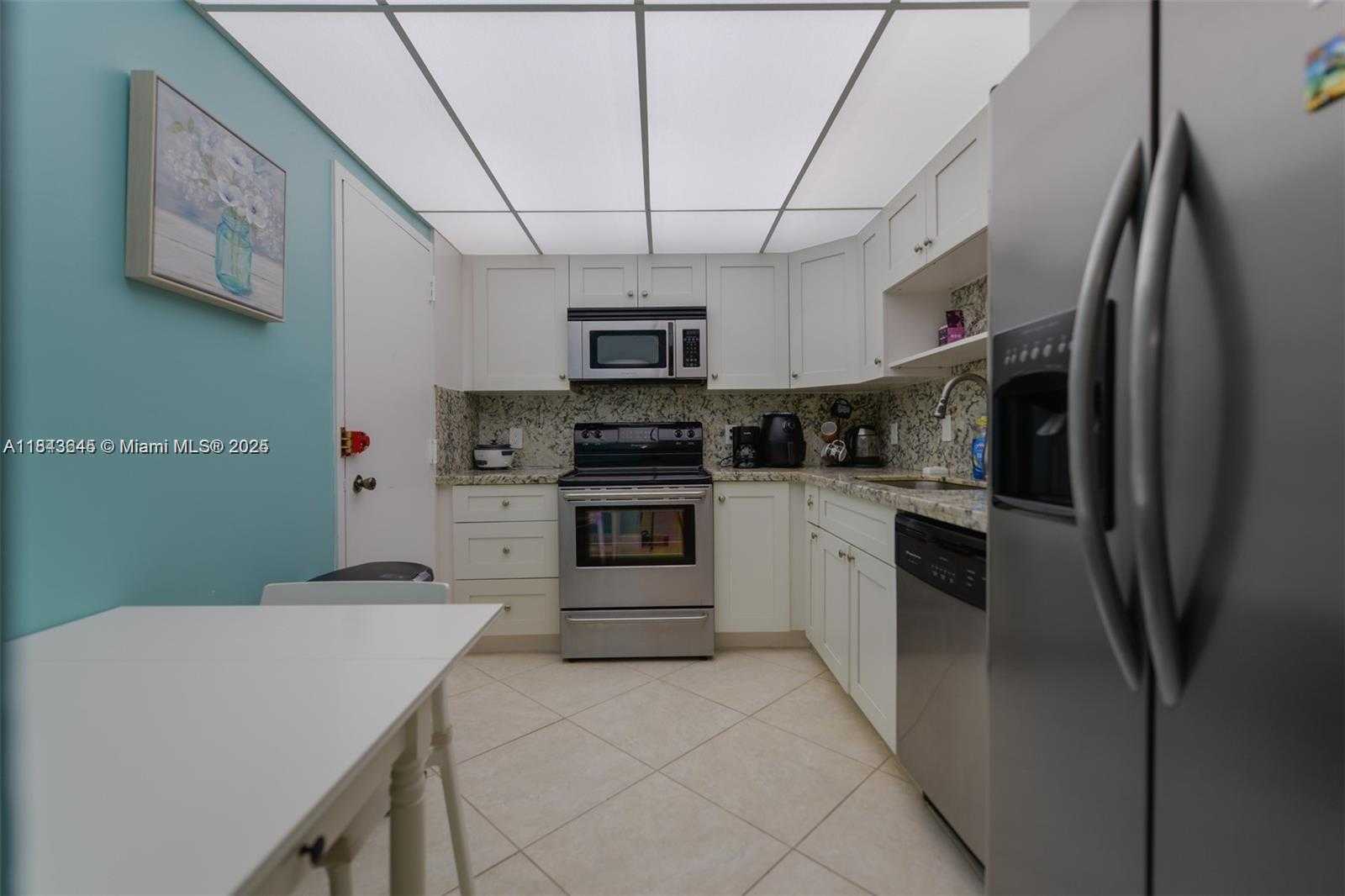 Small Image of 1980 SOUTH OCEAN DR #11N, Hallandale Beach Number 16
