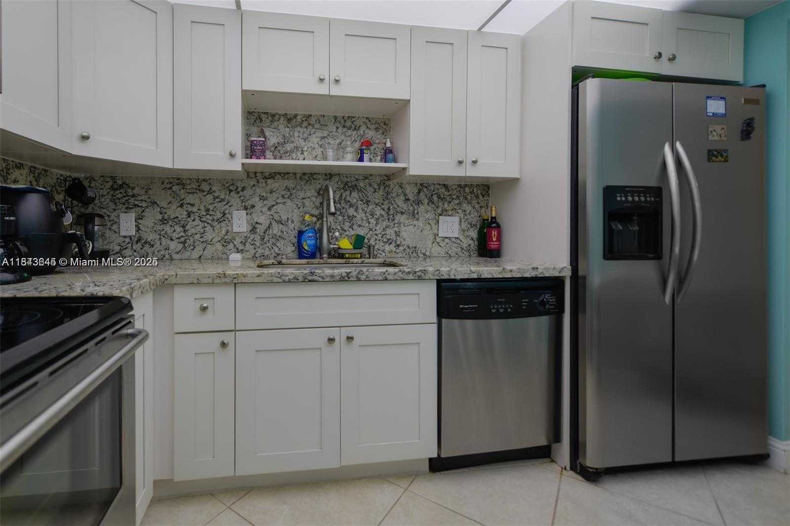 Small Image of 1980 SOUTH OCEAN DR #11N, Hallandale Beach Number 17