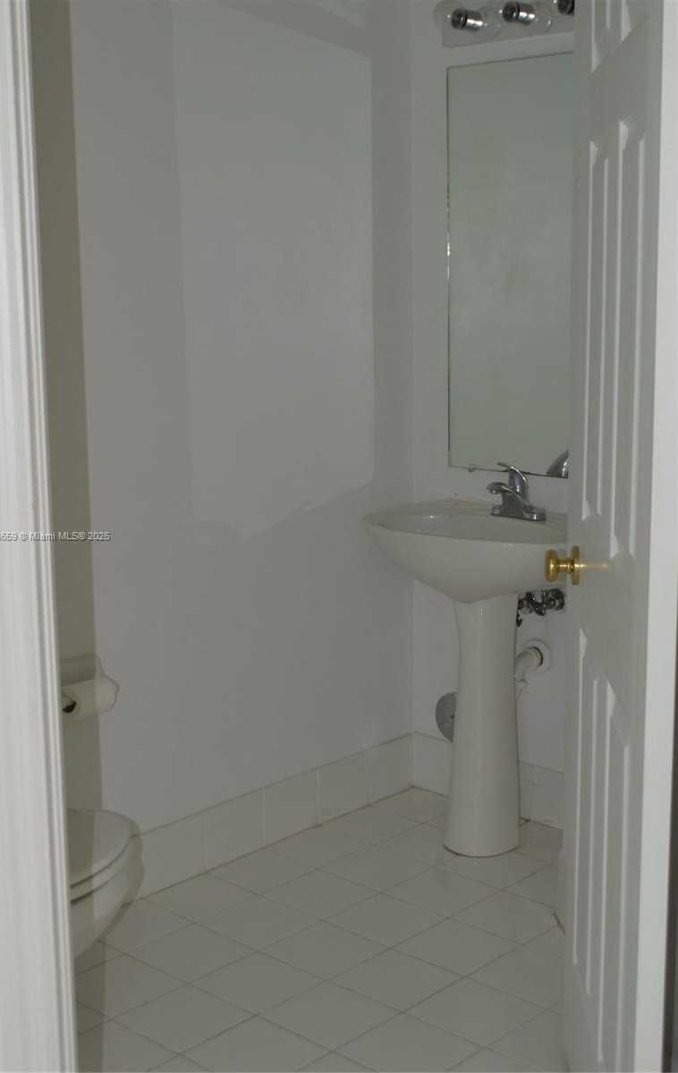 Small Image of 5660 NORTH WEST 115TH CT #206, Doral Number 12