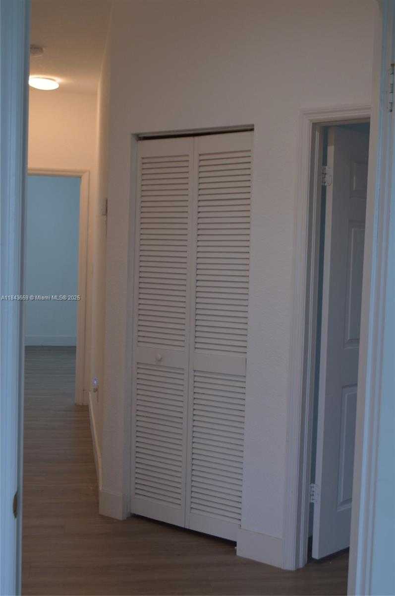 Small Image of 5660 NORTH WEST 115TH CT #206, Doral Number 9
