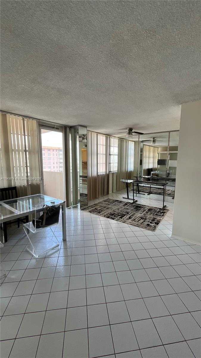 Small Image of 250 174 #2106, Sunny Isles Beach Number 13
