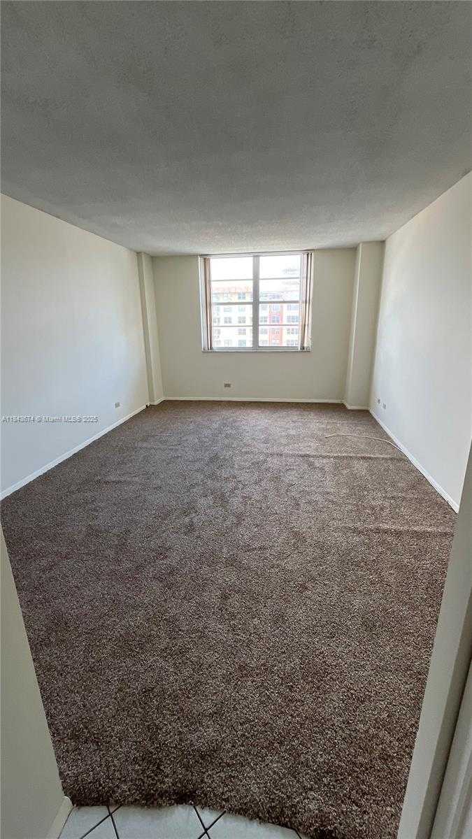 Small Image of 250 174 #2106, Sunny Isles Beach Number 18