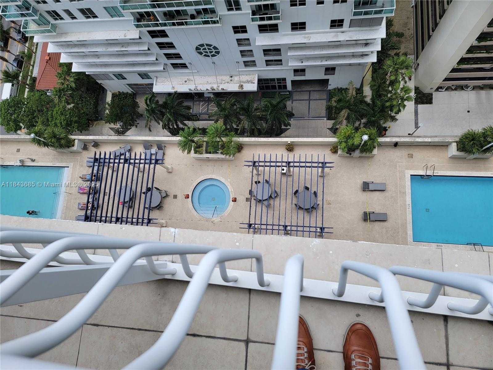 Small Image of 1200 BRICKELL BAY DR #2415, Miami Number 2