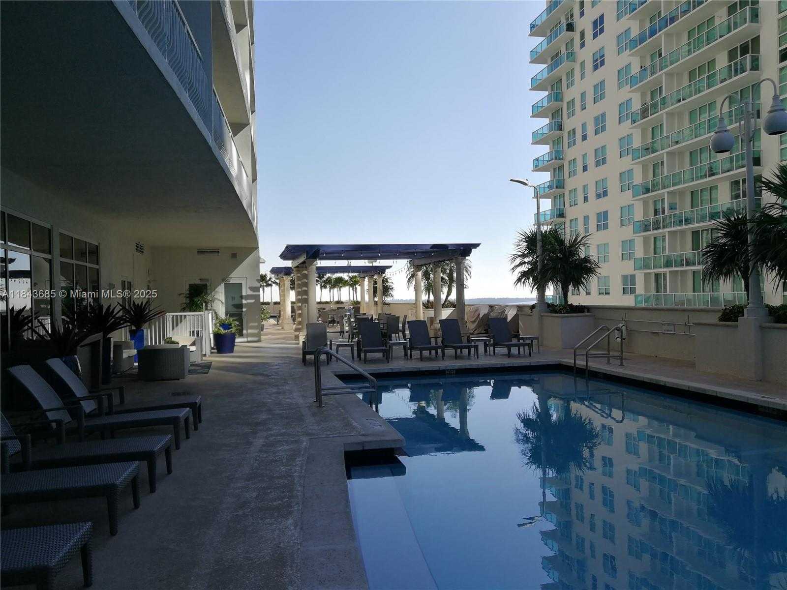 Small Image of 1200 BRICKELL BAY DR #2415, Miami Number 32