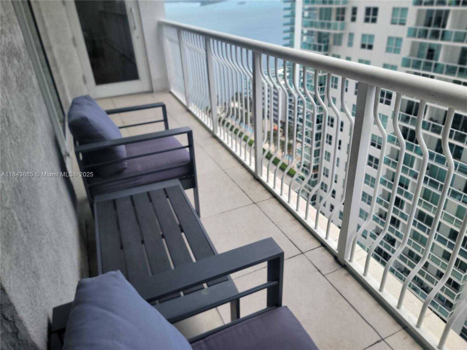 Small Image of 1200 BRICKELL BAY DR #2415, Miami Number 41