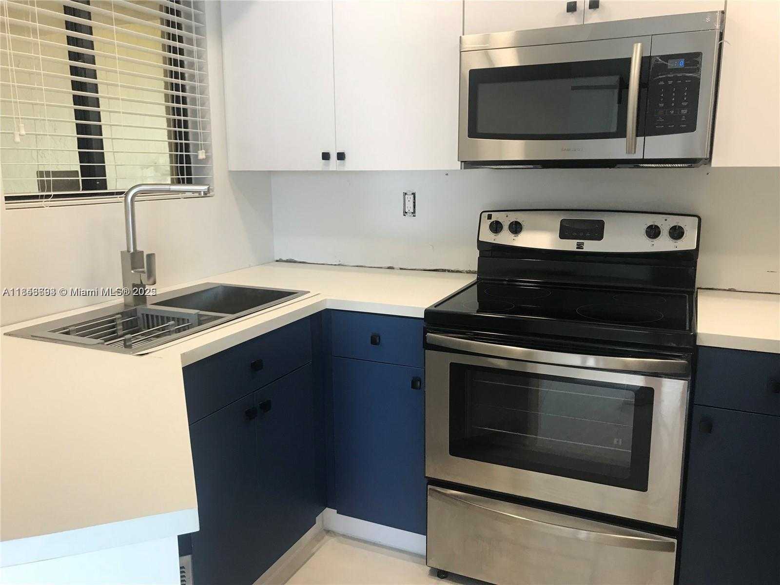 Small Image of 8205 SOUTH WEST 152ND AVE #FPH3, Miami Number 11