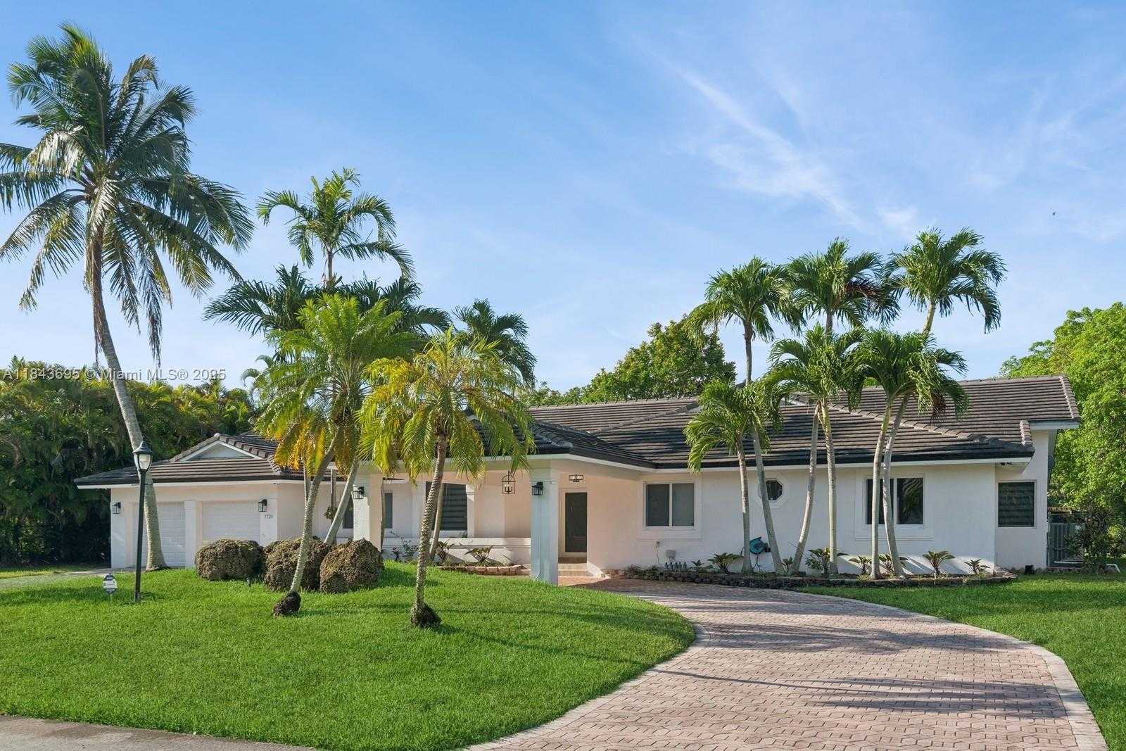 Small Image of 7720 SOUTH WEST 177TH ST, Palmetto Bay Number 10