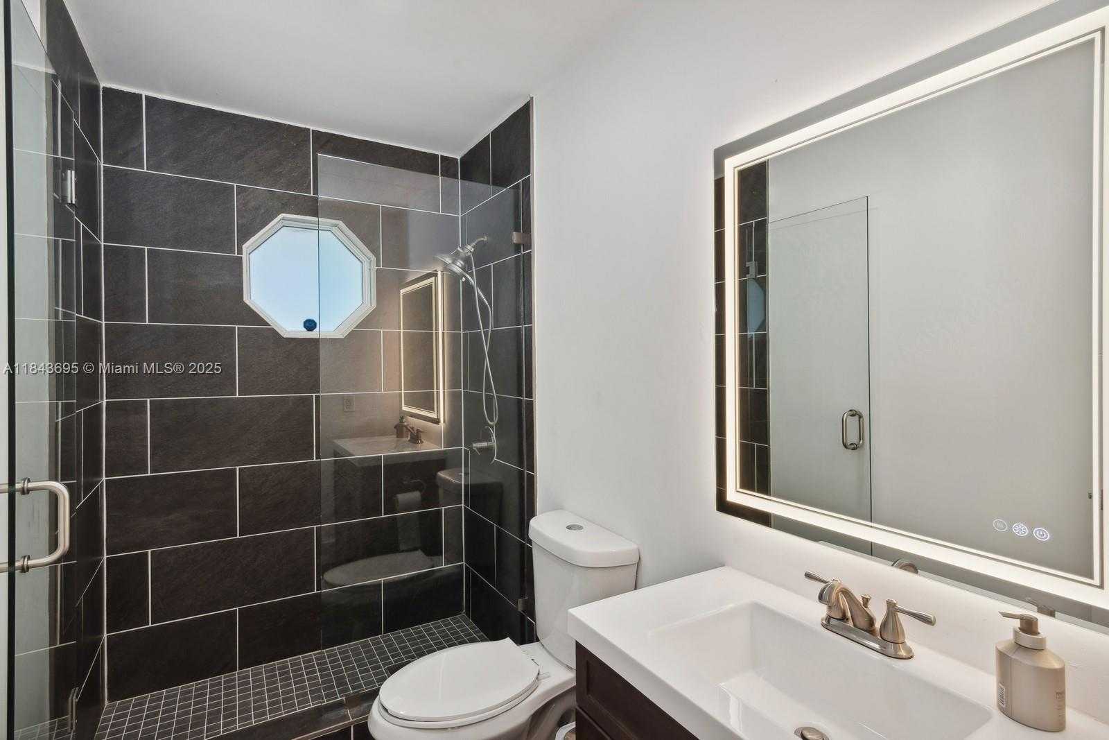 Small Image of 7720 SOUTH WEST 177TH ST, Palmetto Bay Number 25