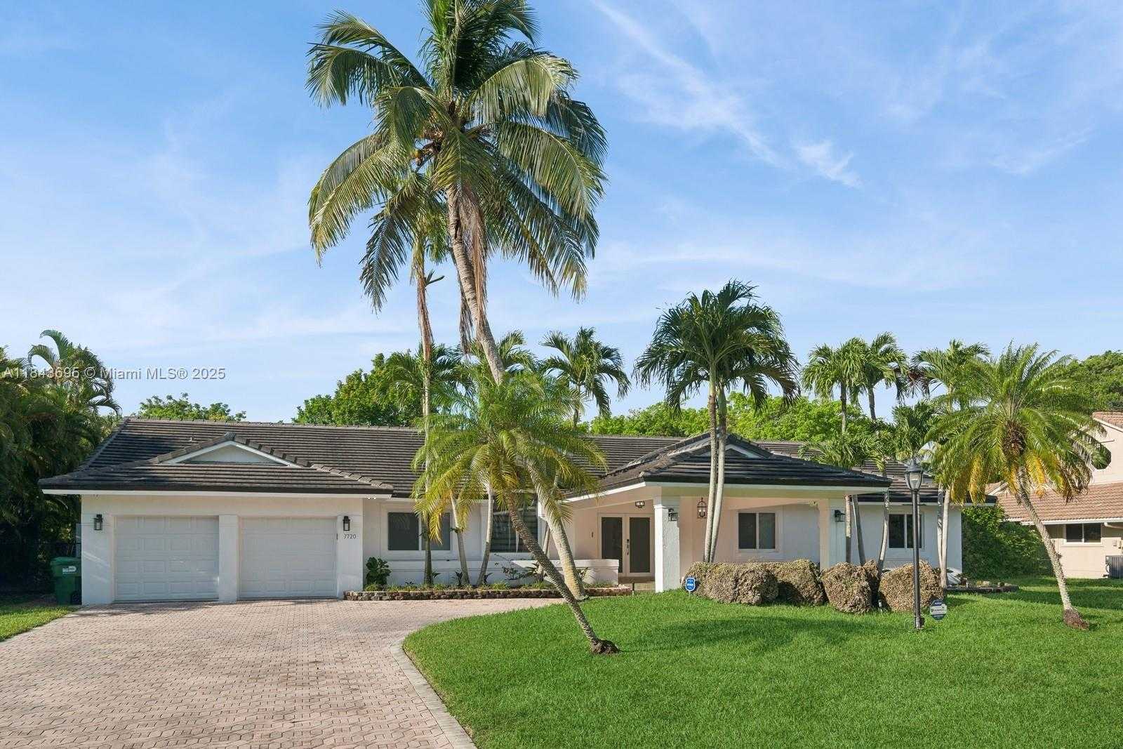 Small Image of 7720 SOUTH WEST 177TH ST, Palmetto Bay Number 7