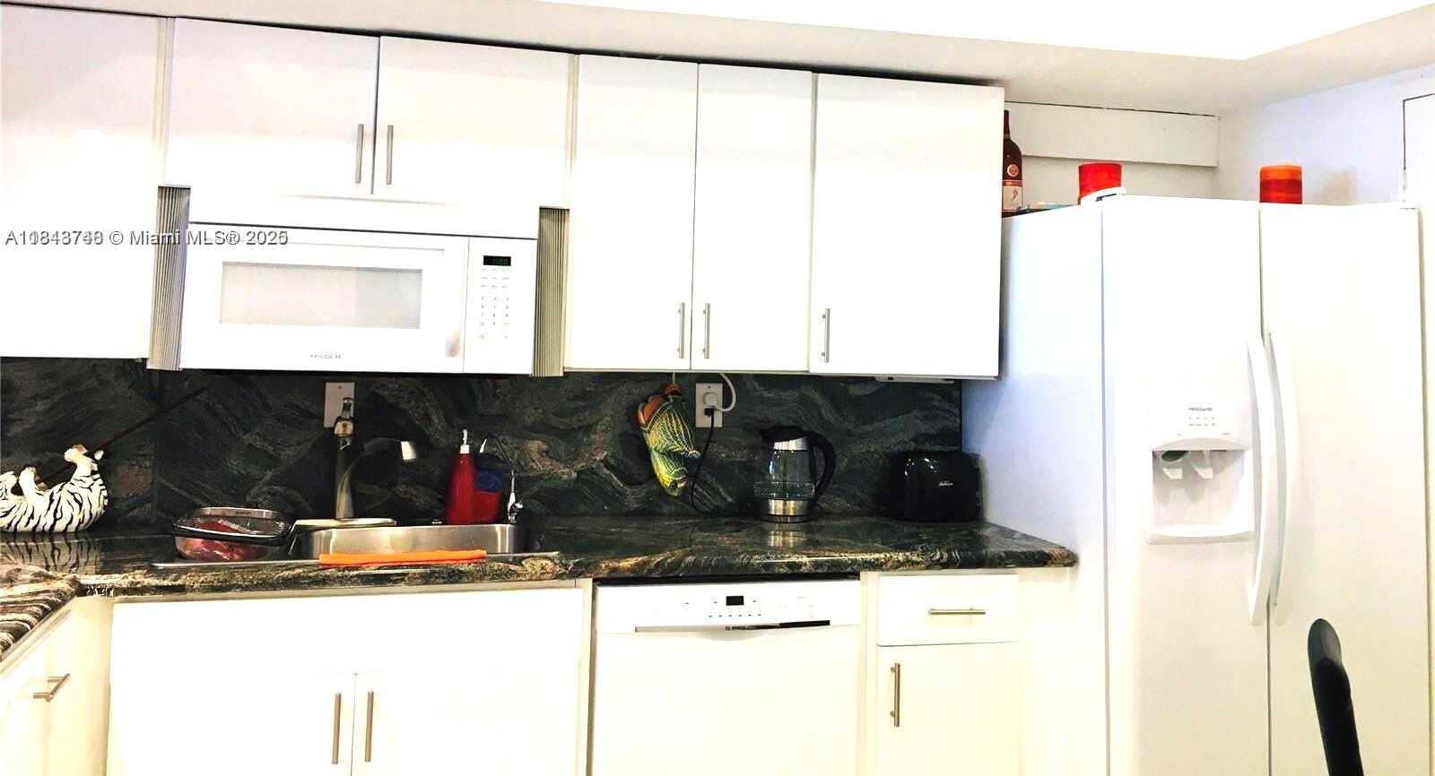 Small Image of 1301 NORTH EAST MIAMI GARDENS DR #502W, Miami Number 11