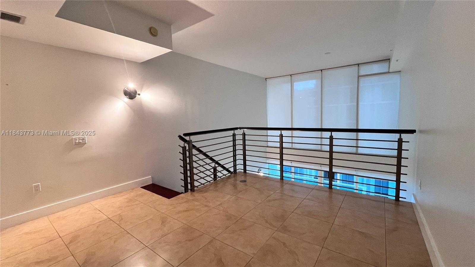 Small Image of 41 SOUTH EAST 5TH ST #604, Miami Number 14