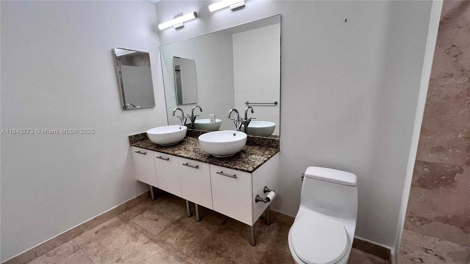 Small Image of 41 SOUTH EAST 5TH ST #604, Miami Number 17