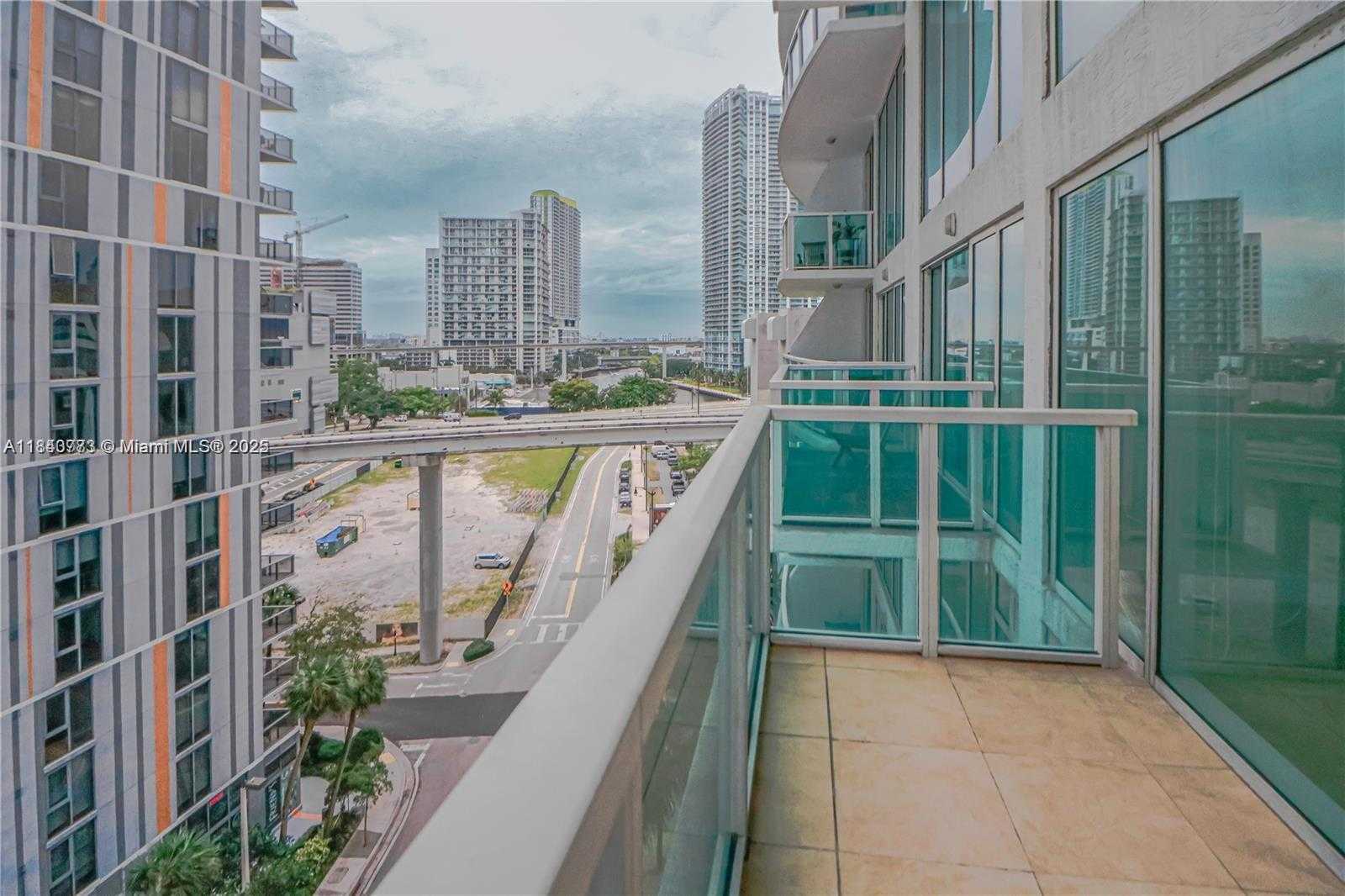 Small Image of 41 SOUTH EAST 5TH ST #604, Miami Number 21