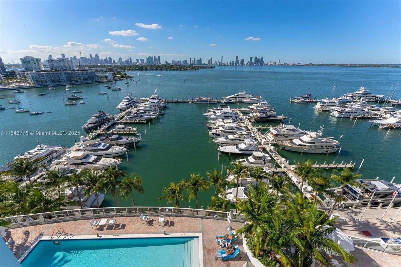 Small Image of 1800 SUNSET HARBOUR DR #1208, Miami Beach Number 26