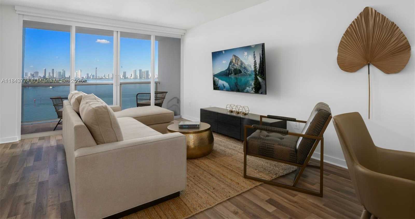 Small Image of 1800 SUNSET HARBOUR DR #1208, Miami Beach Number 7